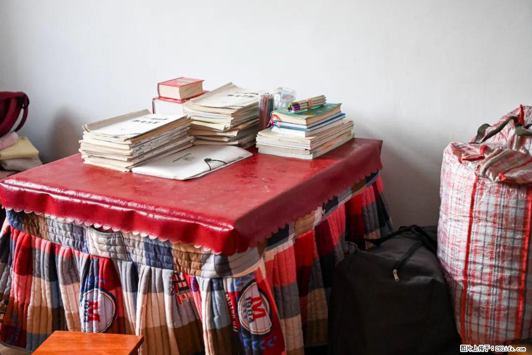 全网追的“扁担女孩”,找了一份暑假工,时薪12元 - 开封生活资讯 - 开封28生活网 kaifeng.28life.com