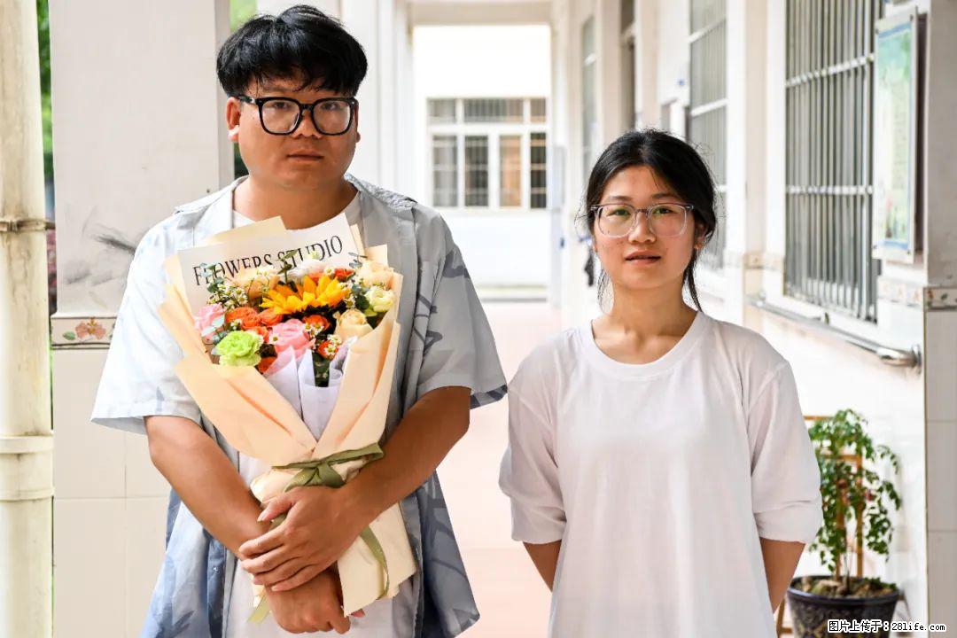 全网追的“扁担女孩”,找了一份暑假工,时薪12元 - 开封生活资讯 - 开封28生活网 kaifeng.28life.com